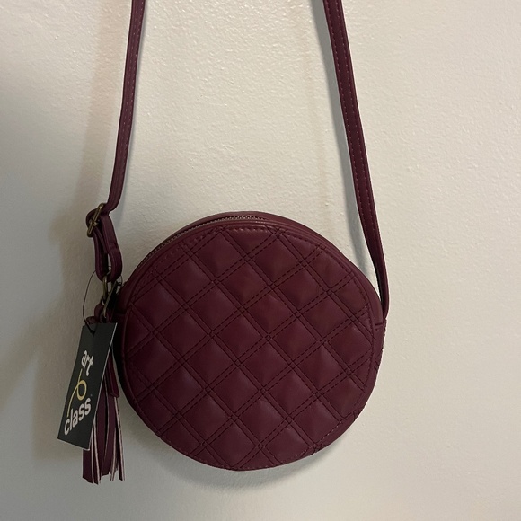 Art Class Maroon Cross Bag - Picture 1 of 4